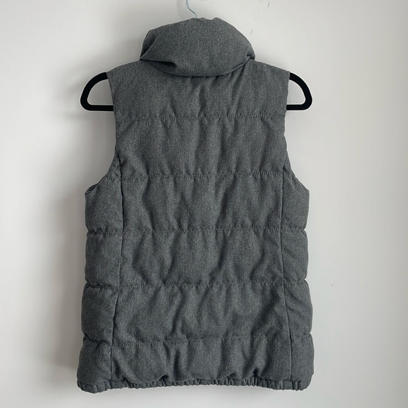 Old Navy Puffer Vest - Size Small - Picture 3 of 6